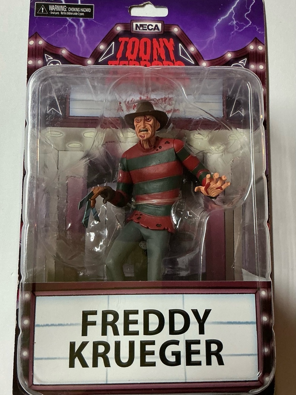 NECA Toony Terrors/ A NIGHTMARE ON ELM STREET/ Freddy Krueger